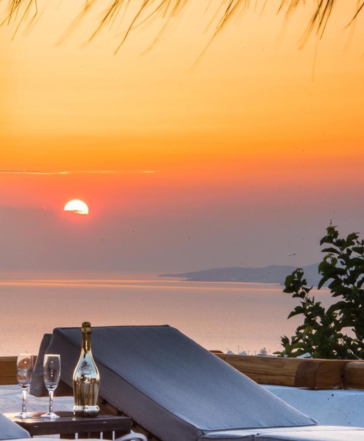 فندق أجنحة 9 آيلاندز ميكونوس Mykonos Town المظهر الخارجي الصورة